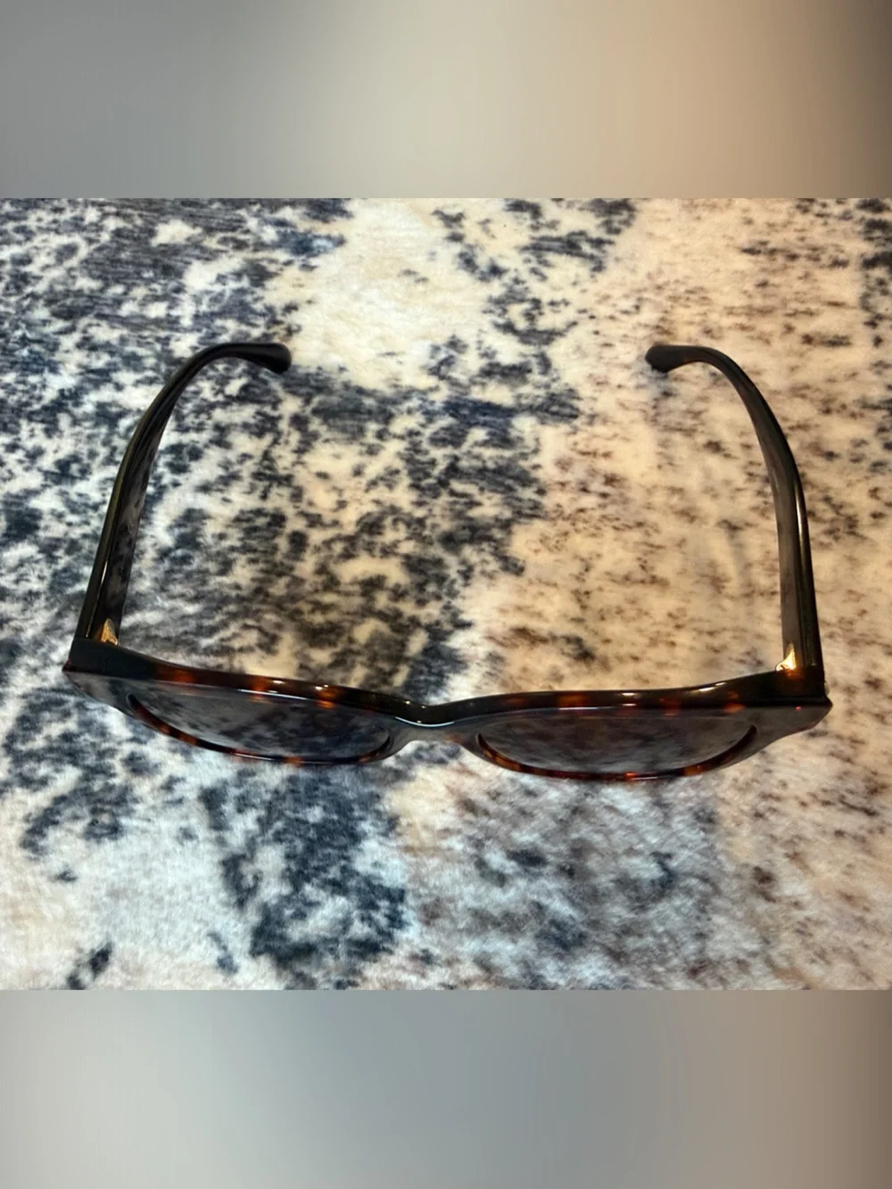 Authentic CHANEL Tortoiseshell Sunglasses w/ Faux Pearl & CC Logo Accent - Brown